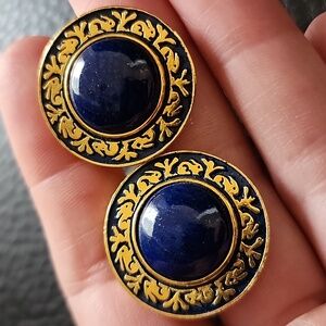 VTG MFA clip on earrings